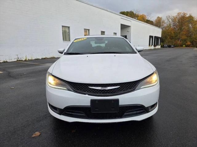 2015 Chrysler 200 S