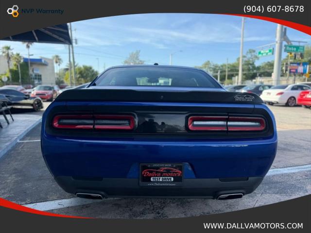 2022 Dodge Challenger SXT