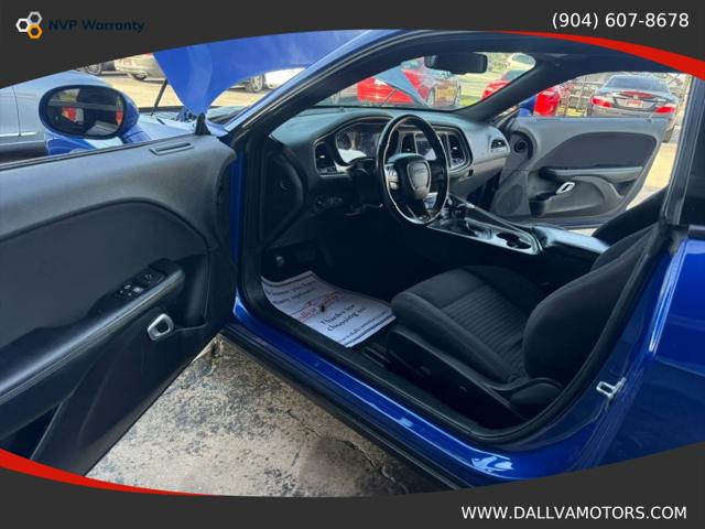 2022 Dodge Challenger SXT