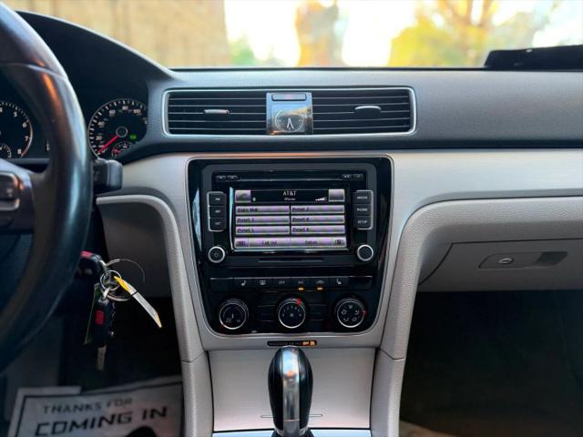 2013 Volkswagen Passat 2.5L SE