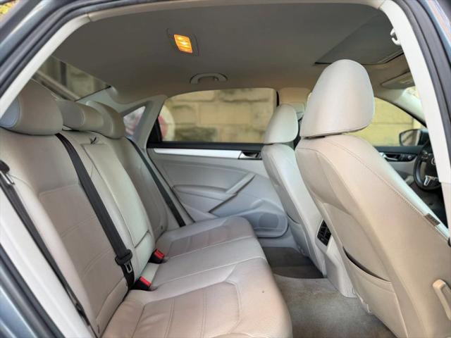 2013 Volkswagen Passat 2.5L SE