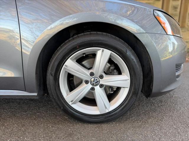 2013 Volkswagen Passat 2.5L SE