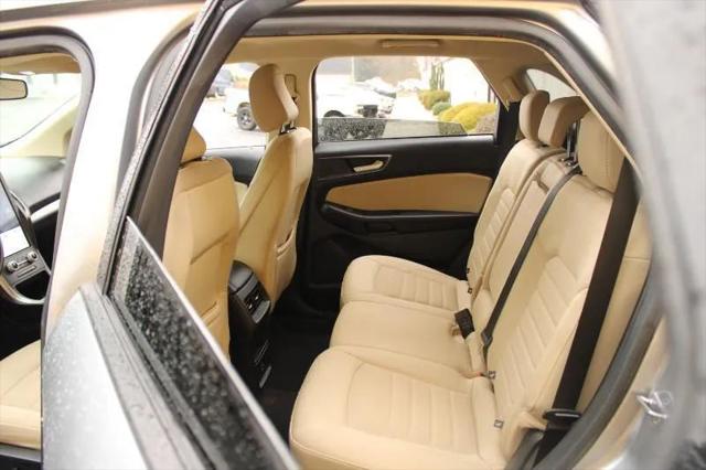 2021 Ford Edge SE