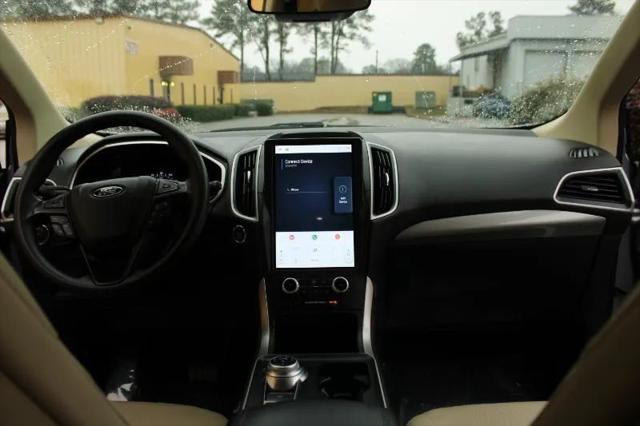 2021 Ford Edge SE