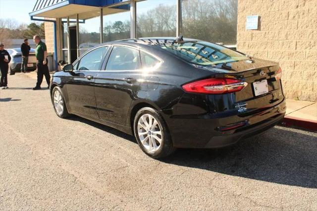 2020 Ford Fusion SE