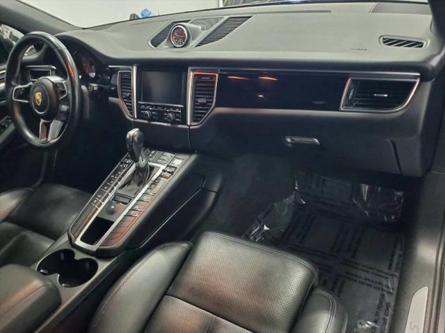2016 Porsche Macan S