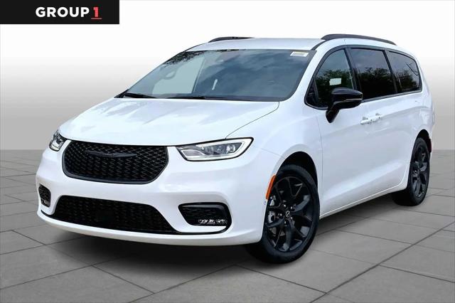 2026 Chrysler Pacifica Select for sale in Denton, TX