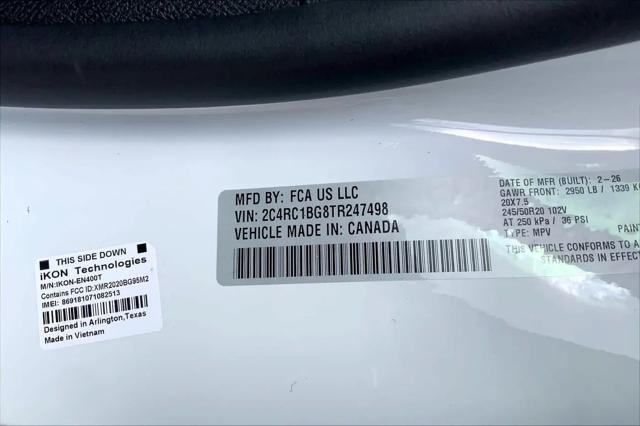 2026 Chrysler Pacifica Select
