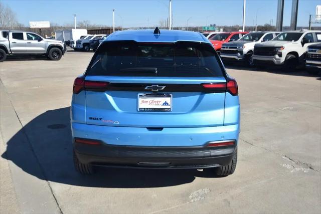 2027 Chevrolet Bolt LT FWD