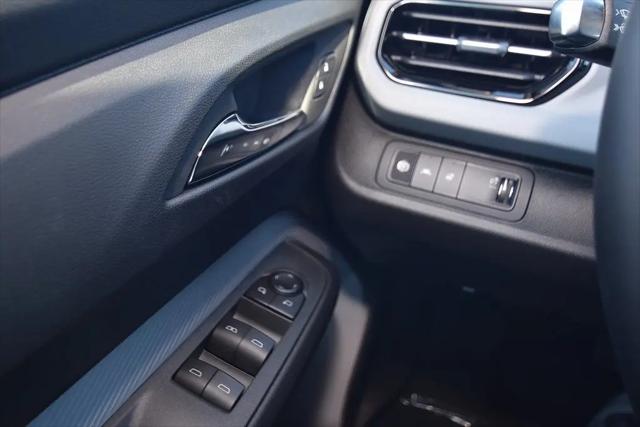 2027 Chevrolet Bolt LT FWD
