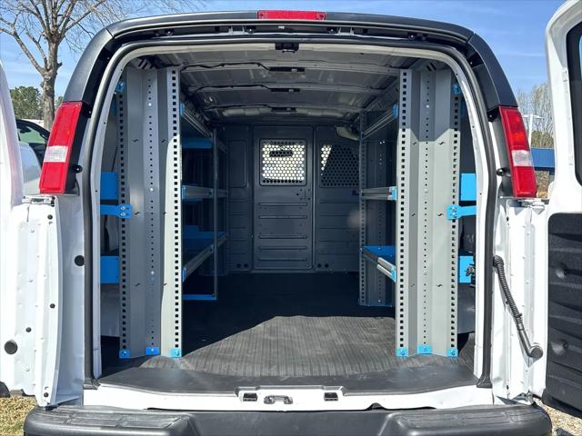 2026 Chevrolet Express Cargo Van 2500 Regular Wheelbase, WT, RWD