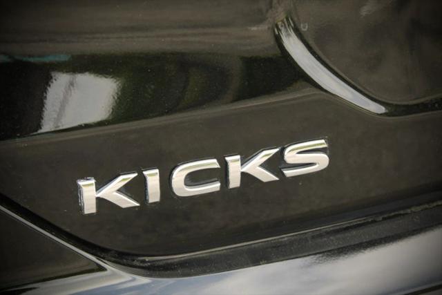 2024 Nissan Kicks SV Xtronic CVT