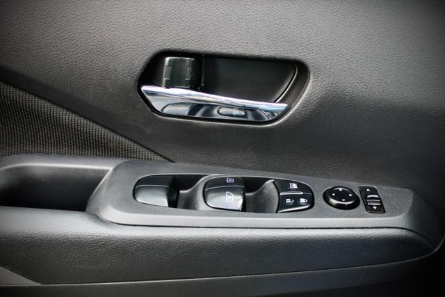2024 Nissan Kicks SV Xtronic CVT