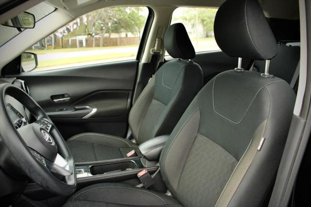 2024 Nissan Kicks SV Xtronic CVT