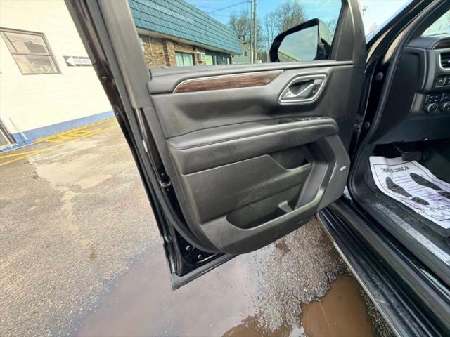 2022 Chevrolet Suburban 4WD LT