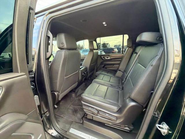 2022 Chevrolet Suburban 4WD LT