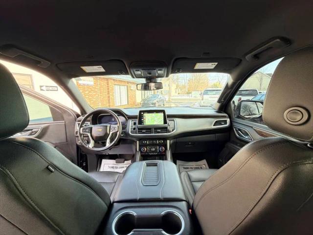 2022 Chevrolet Suburban 4WD LT