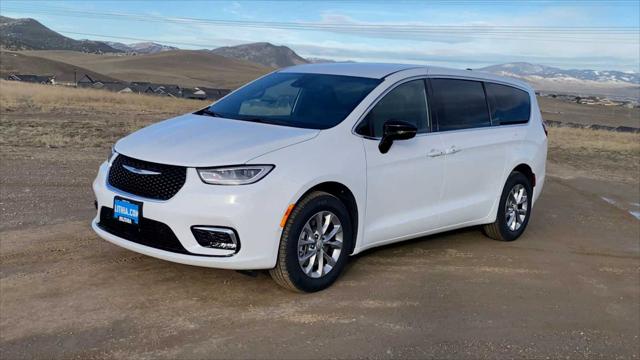 2026 Chrysler Pacifica Select AWD
