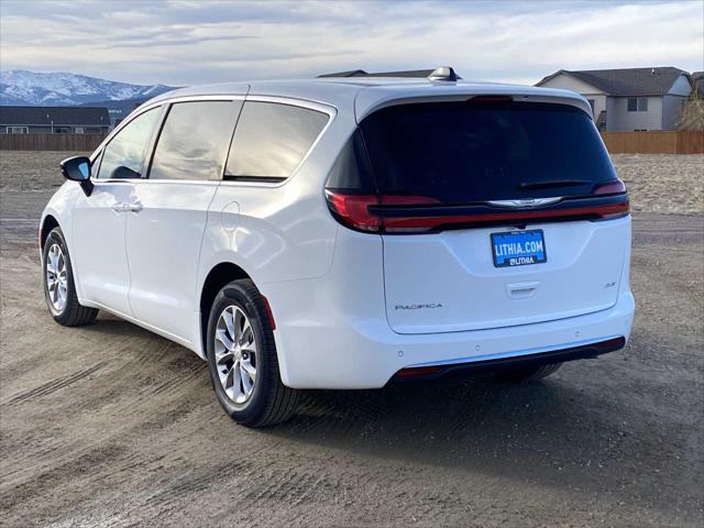2026 Chrysler Pacifica Select AWD