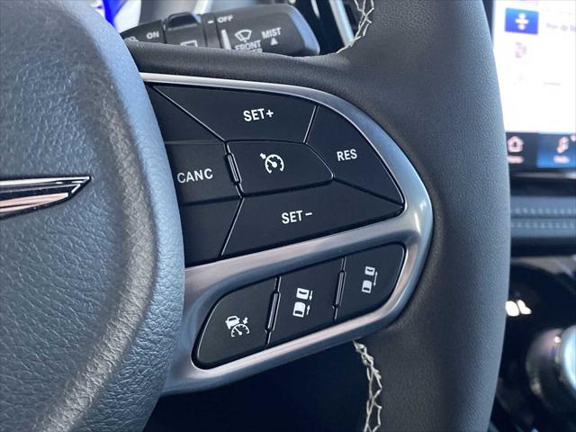 2026 Chrysler Pacifica Select AWD