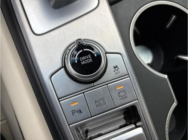 2019 Genesis G70 3.3T Design