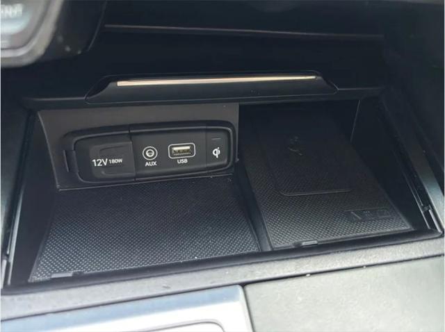 2019 Genesis G70 3.3T Design
