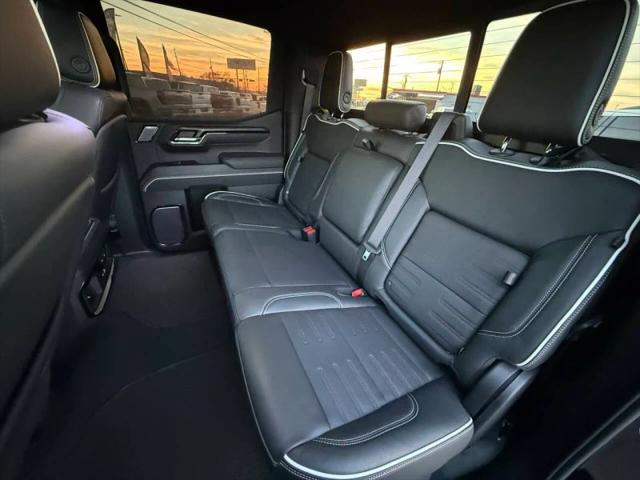 2023 GMC Sierra 1500 4WD Crew Cab Short Box AT4X