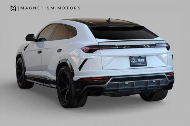 2019 Lamborghini Urus Base