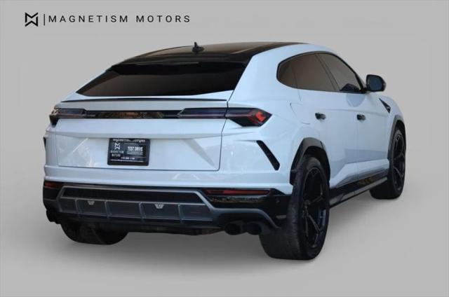 2019 Lamborghini Urus Base