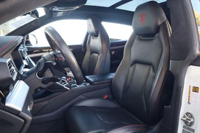 2019 Lamborghini Urus Base