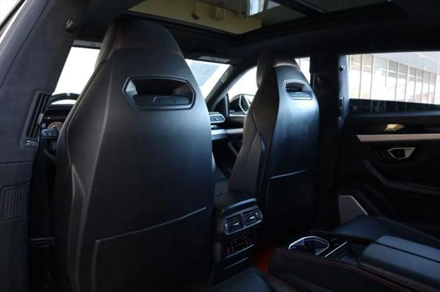 2019 Lamborghini Urus Base