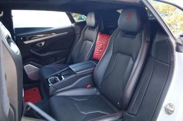 2019 Lamborghini Urus Base
