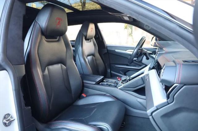 2019 Lamborghini Urus Base