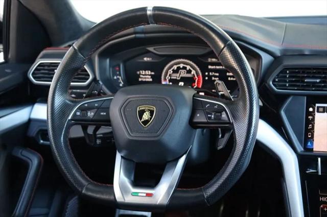 2019 Lamborghini Urus Base