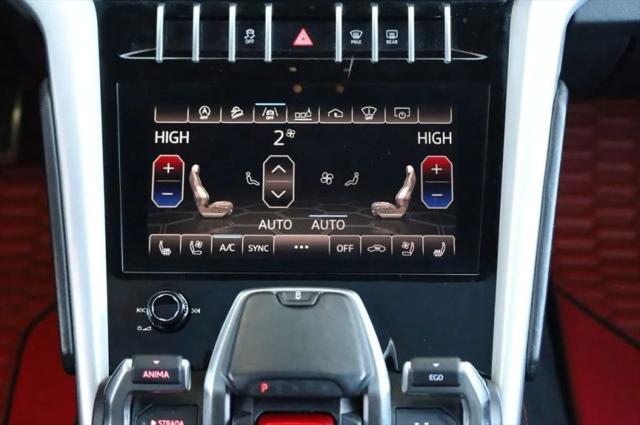 2019 Lamborghini Urus Base