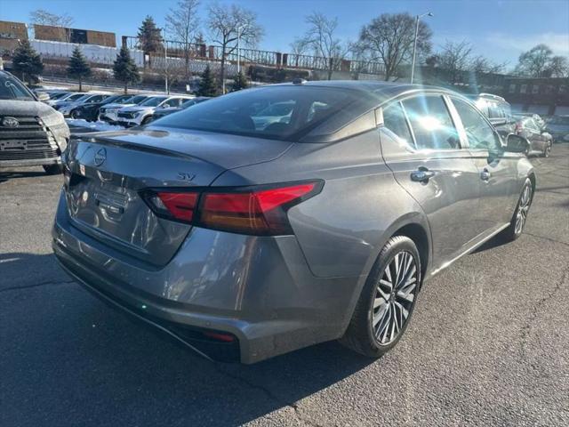 2024 Nissan Altima SV FWD