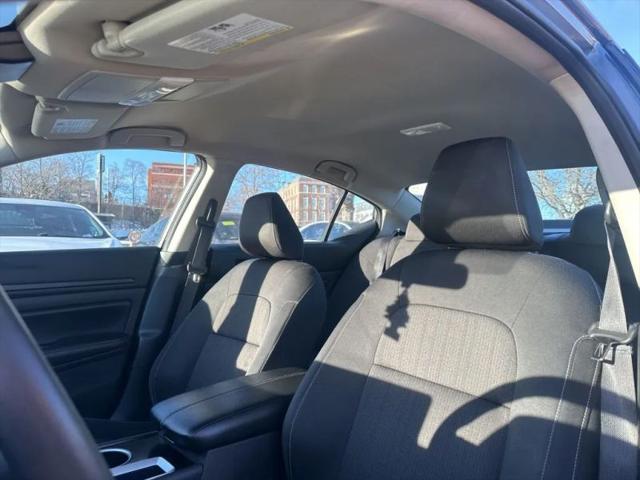 2024 Nissan Altima SV FWD