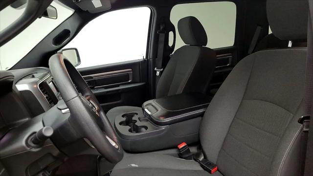 2024 Ram 1500 Classic Warlock Crew Cab 4x4 5'7" Box