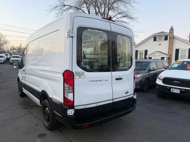 2015 Ford Transit Medium Roof w/Sliding Side Door w/RWB