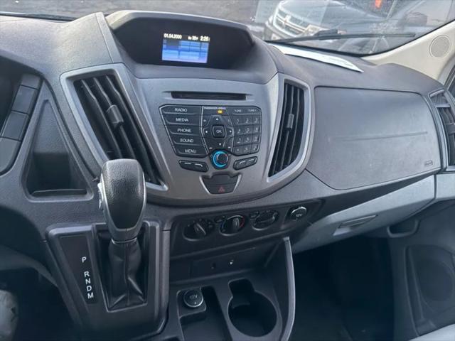 2015 Ford Transit Medium Roof w/Sliding Side Door w/RWB