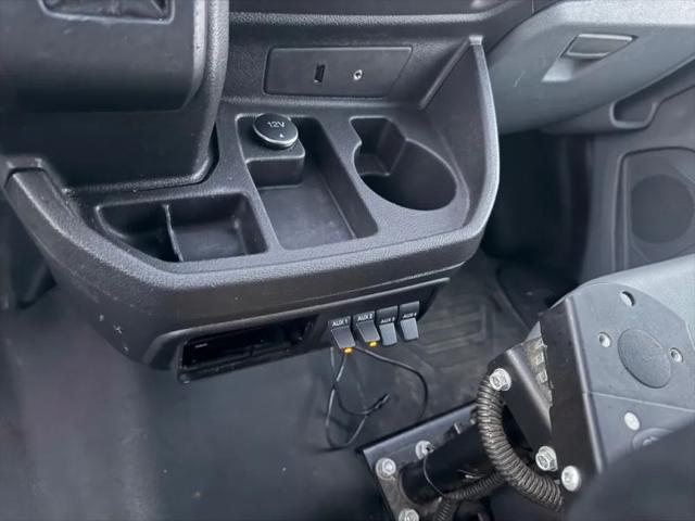 2015 Ford Transit Medium Roof w/Sliding Side Door w/RWB