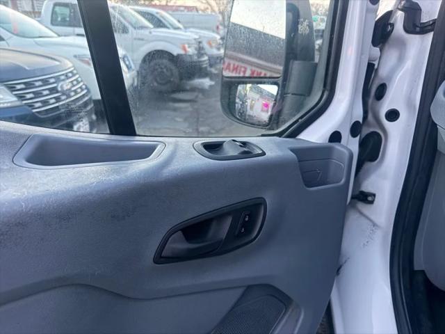 2015 Ford Transit Medium Roof w/Sliding Side Door w/RWB