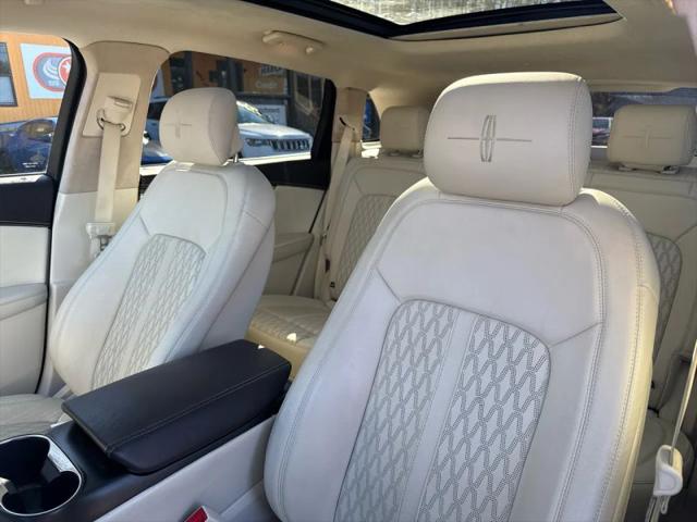 2020 Lincoln Nautilus Black Label