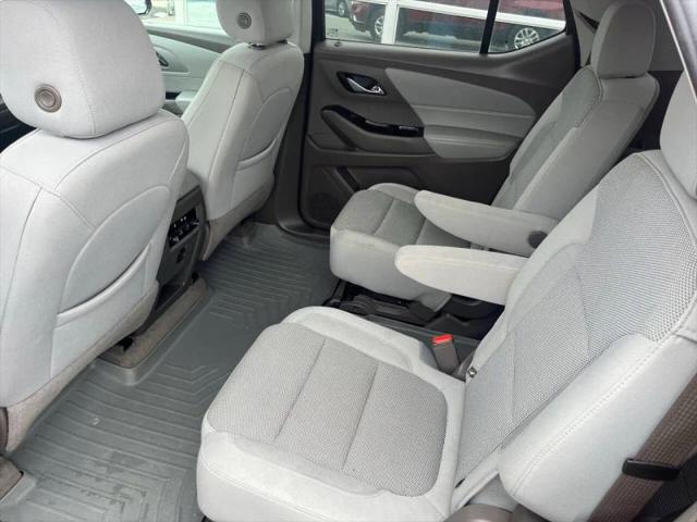 2020 Chevrolet Traverse AWD LT Cloth