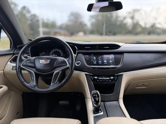 2018 Cadillac XT5 Premium Luxury