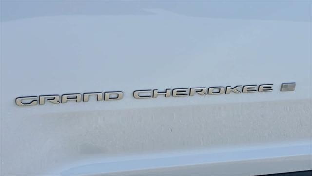 2026 Jeep Grand Cherokee Altitude 4x4