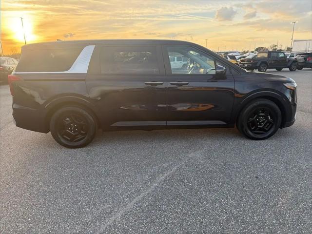 2025 Kia Carnival MPV LXS