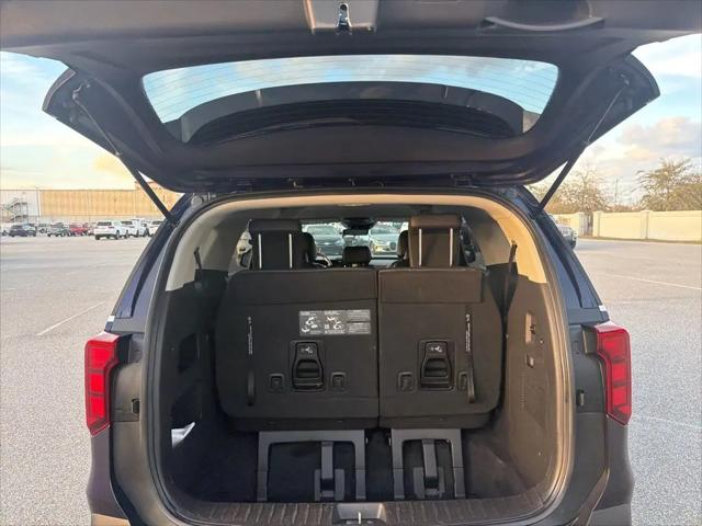 2025 Kia Carnival MPV LXS