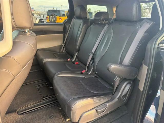 2025 Kia Carnival MPV LXS