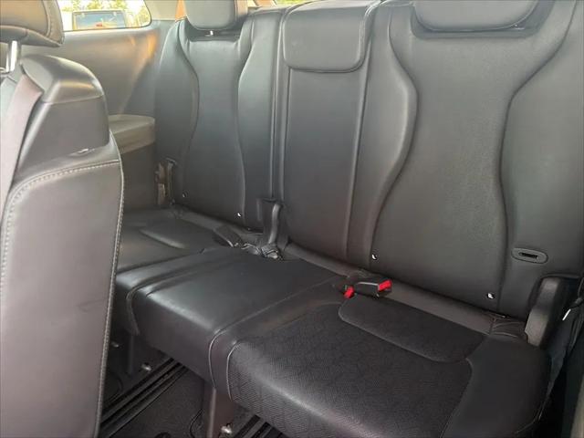 2025 Kia Carnival MPV LXS